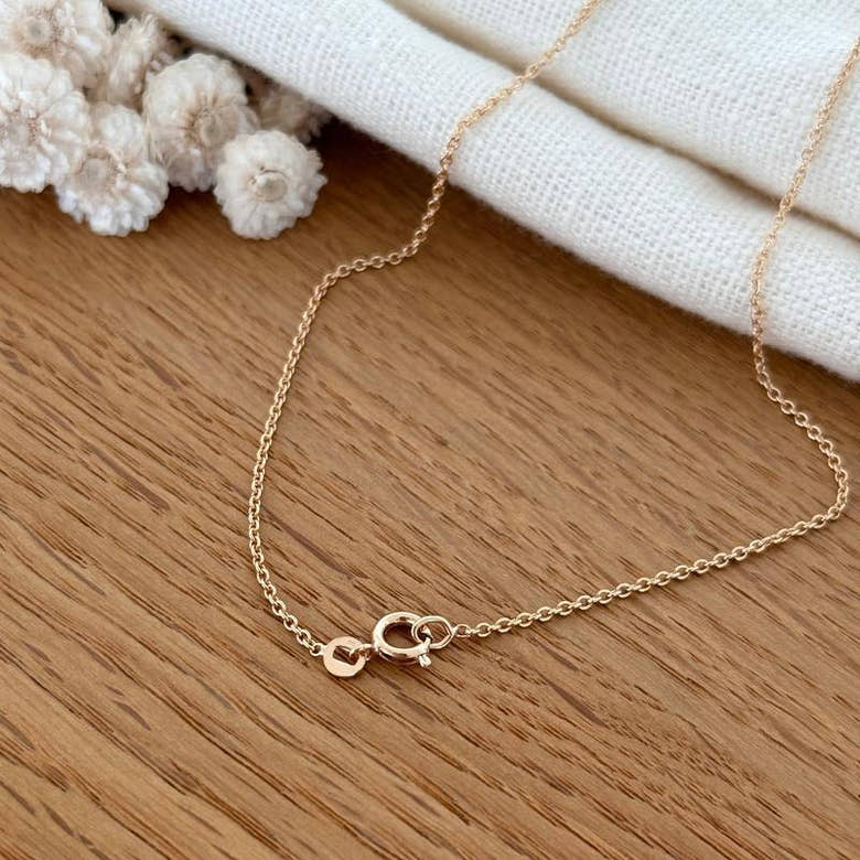 Collier "Lettre" enfant plaqué or, vue 3