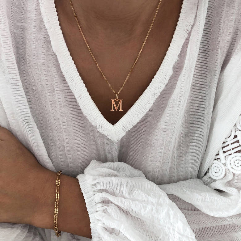 Collier "Alpha" plaqué or, vue 3