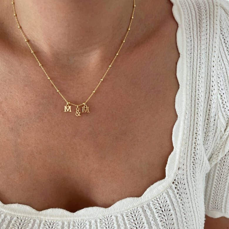 Collier "Initial" plaqué or, vue 6
