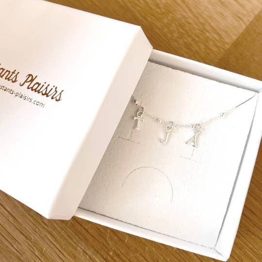 Collier "Initial" argent